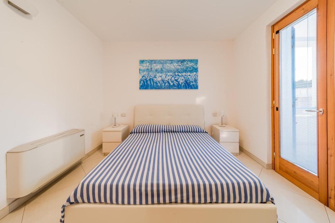 Lo Scalo Bed And Breakfast Marina Di Novaglie Alessano Exterior foto
