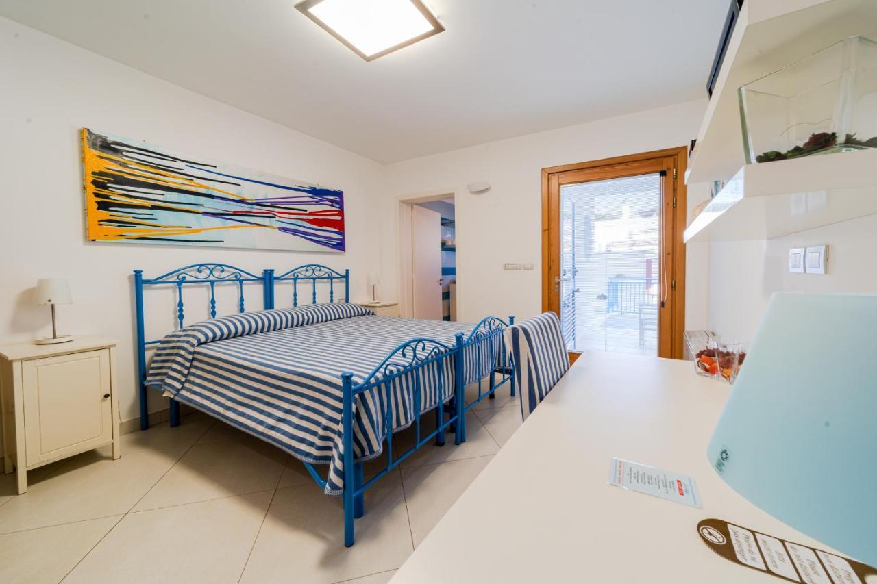 Lo Scalo Bed And Breakfast Marina Di Novaglie Alessano Exterior foto